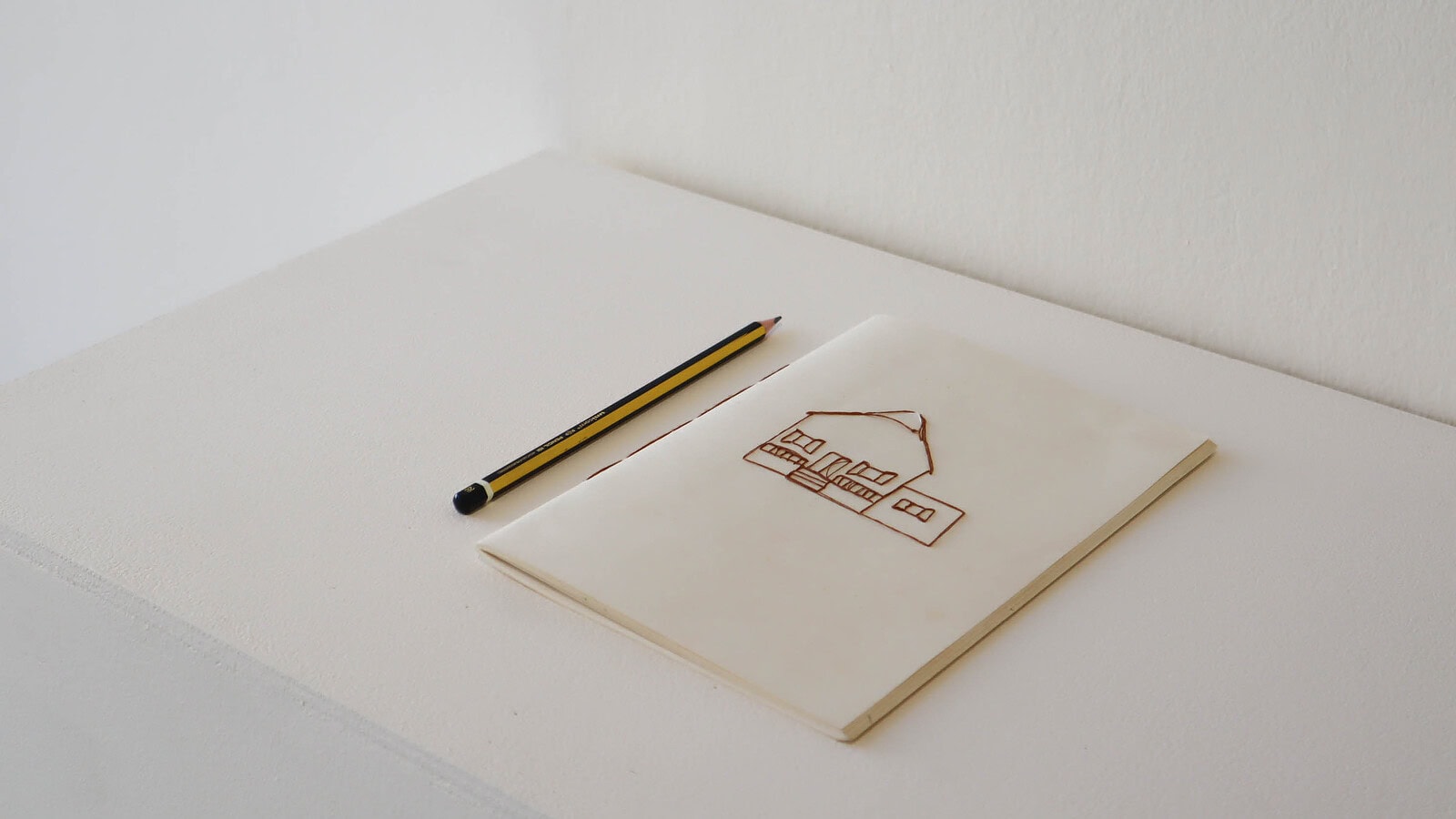 da lama dah_installation_cropped-2